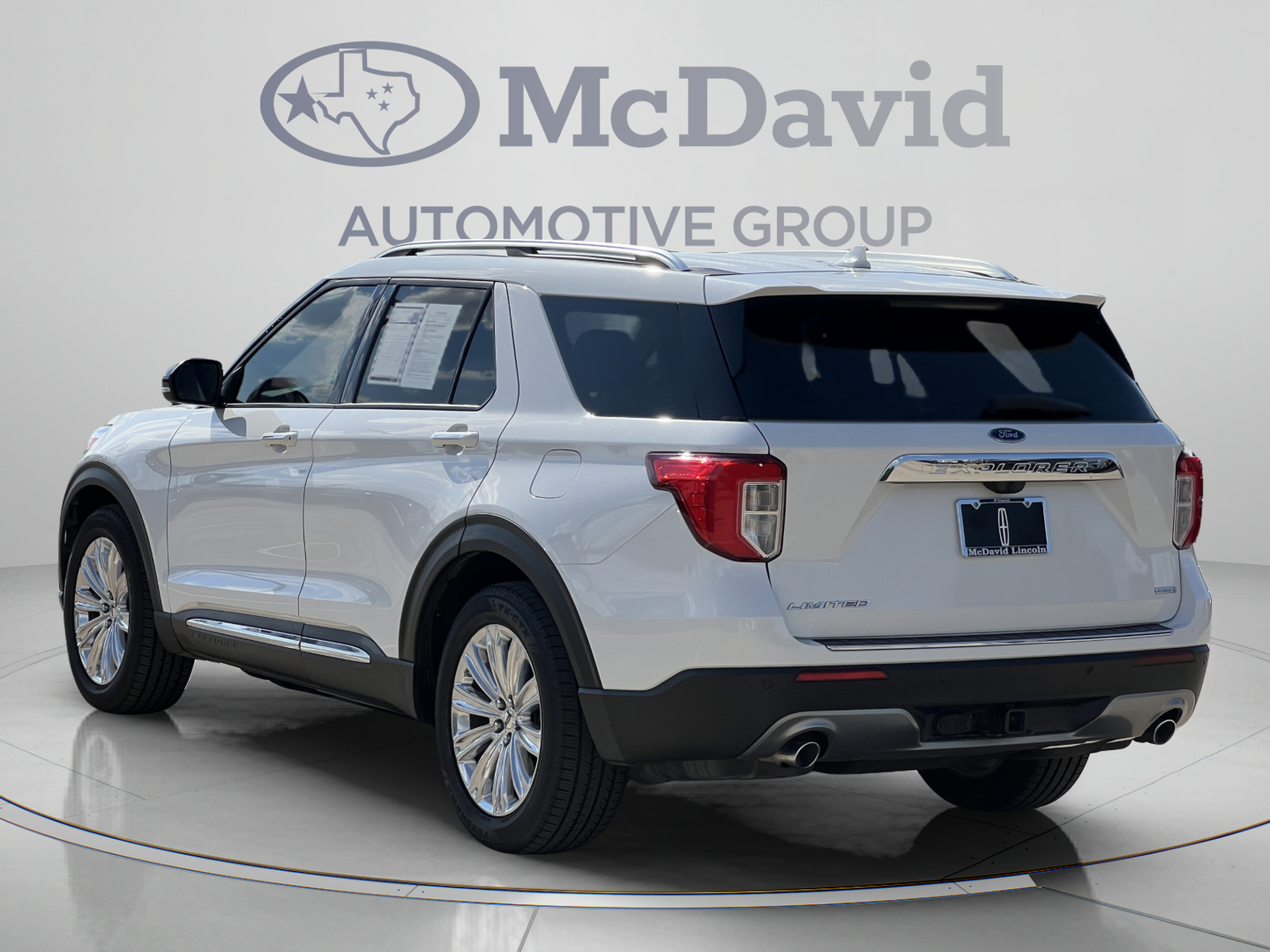 Used 2020 Ford Explorer Limited w/ Class III Trailer Tow Package RWD image 5