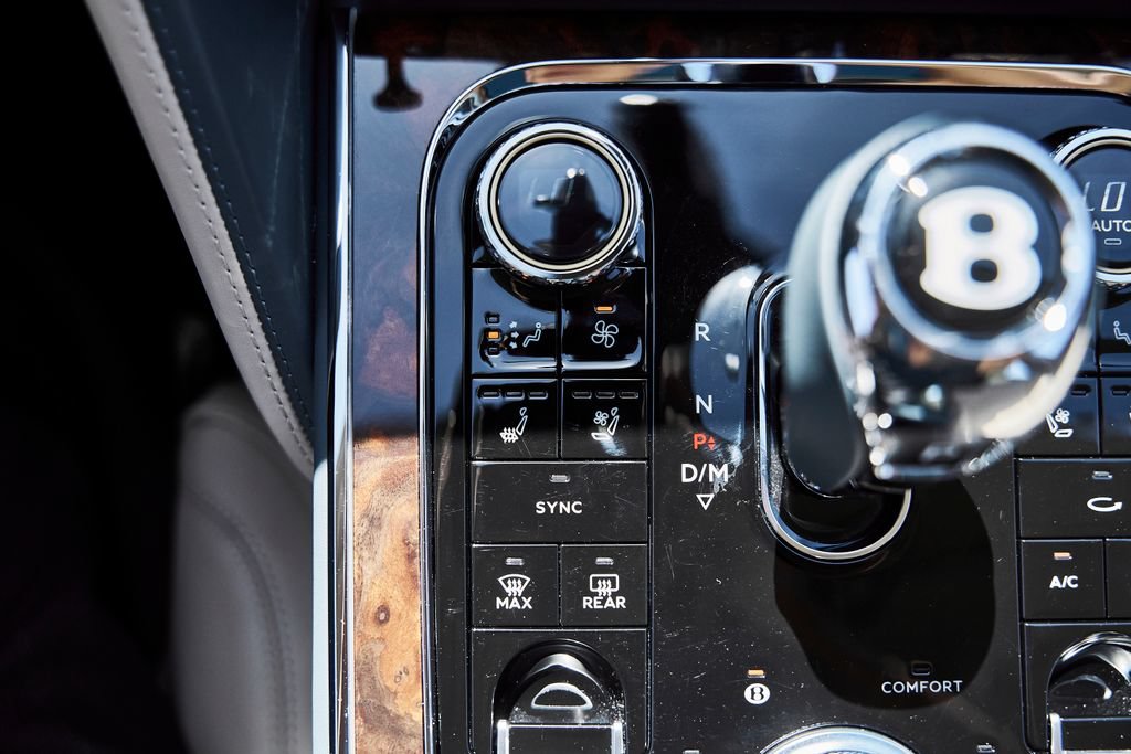 Used 2022 Bentley Flying Spur W12 AWD/4WD image 71