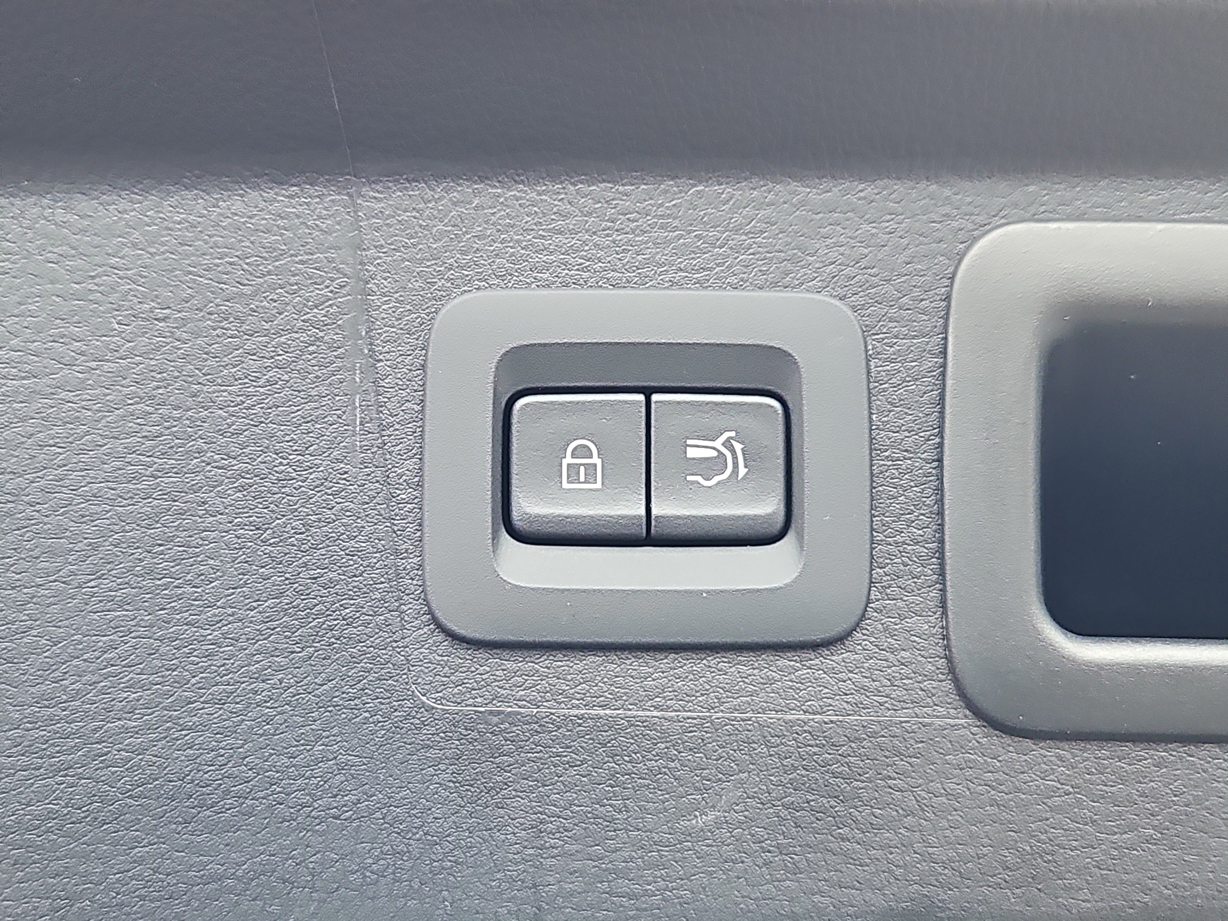 New 2026 MAZDA CX-50 AWD 2.5 Hybrid w/ Cargo Package image 13