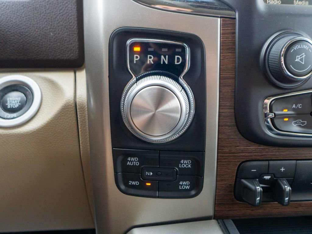 Used 2016 RAM 1500 Laramie w/ Convenience Group image 25