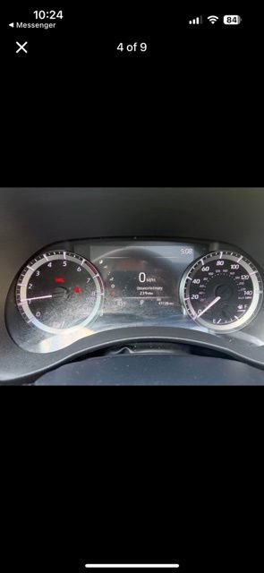 Used 2023 Toyota Highlander XLE AWD/4WD image 4