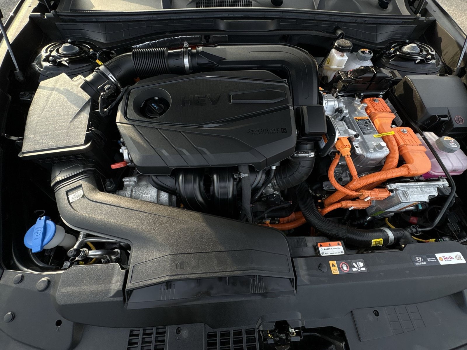 Used 2025 Hyundai Sonata Limited FWD image 28