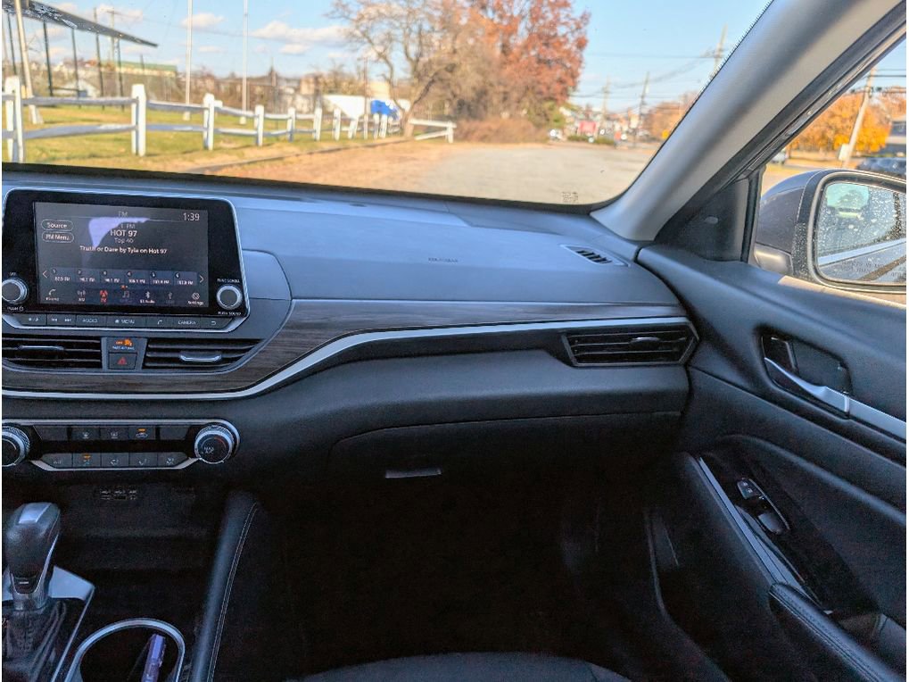 Used 2023 Nissan Altima 2.5 SV image 25