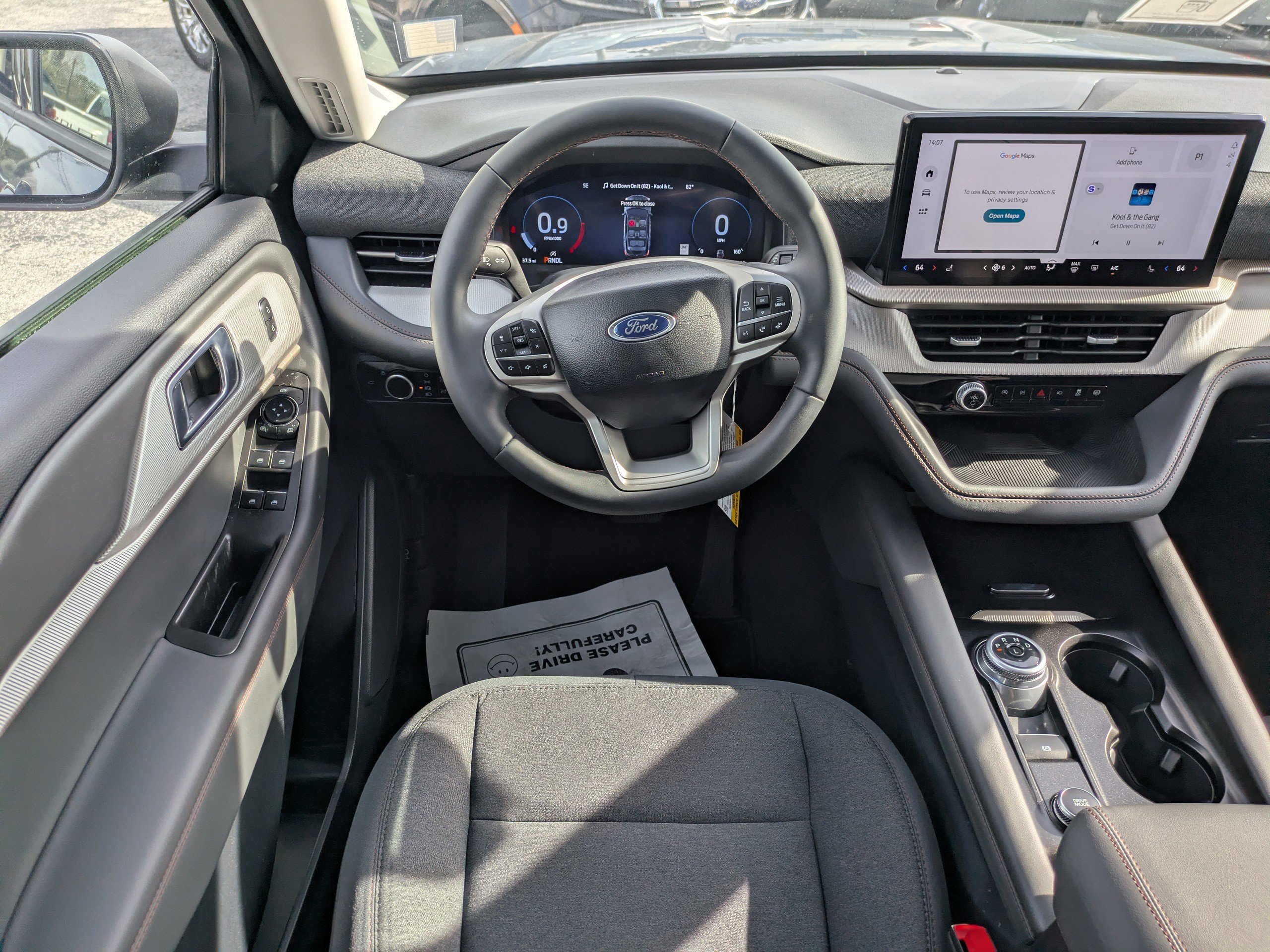 Used 2025 Ford Explorer Active image 18