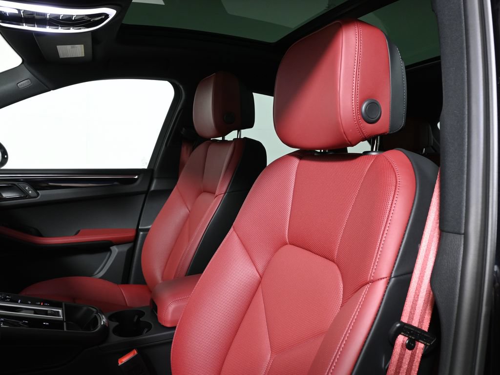 New 2026 Porsche Macan S AWD/4WD image 14