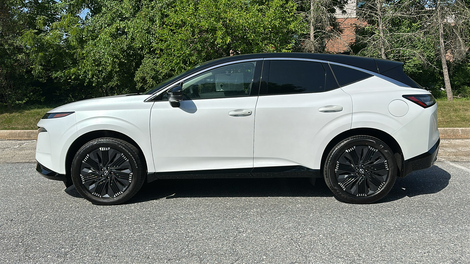 New 2026 Nissan Murano Platinum w/ Cargo Package AWD/4WD image 13