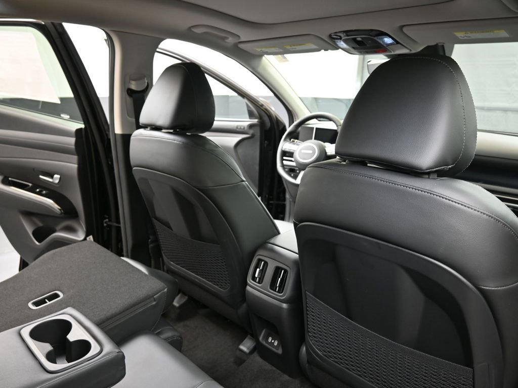 New 2026 Hyundai Tucson Limited image 15