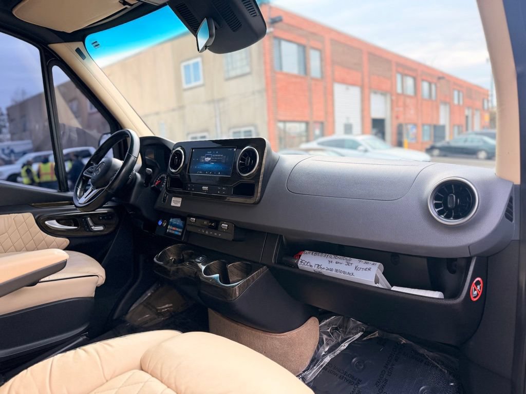 Used 2020 Mercedes-Benz Sprinter 3500 image 8