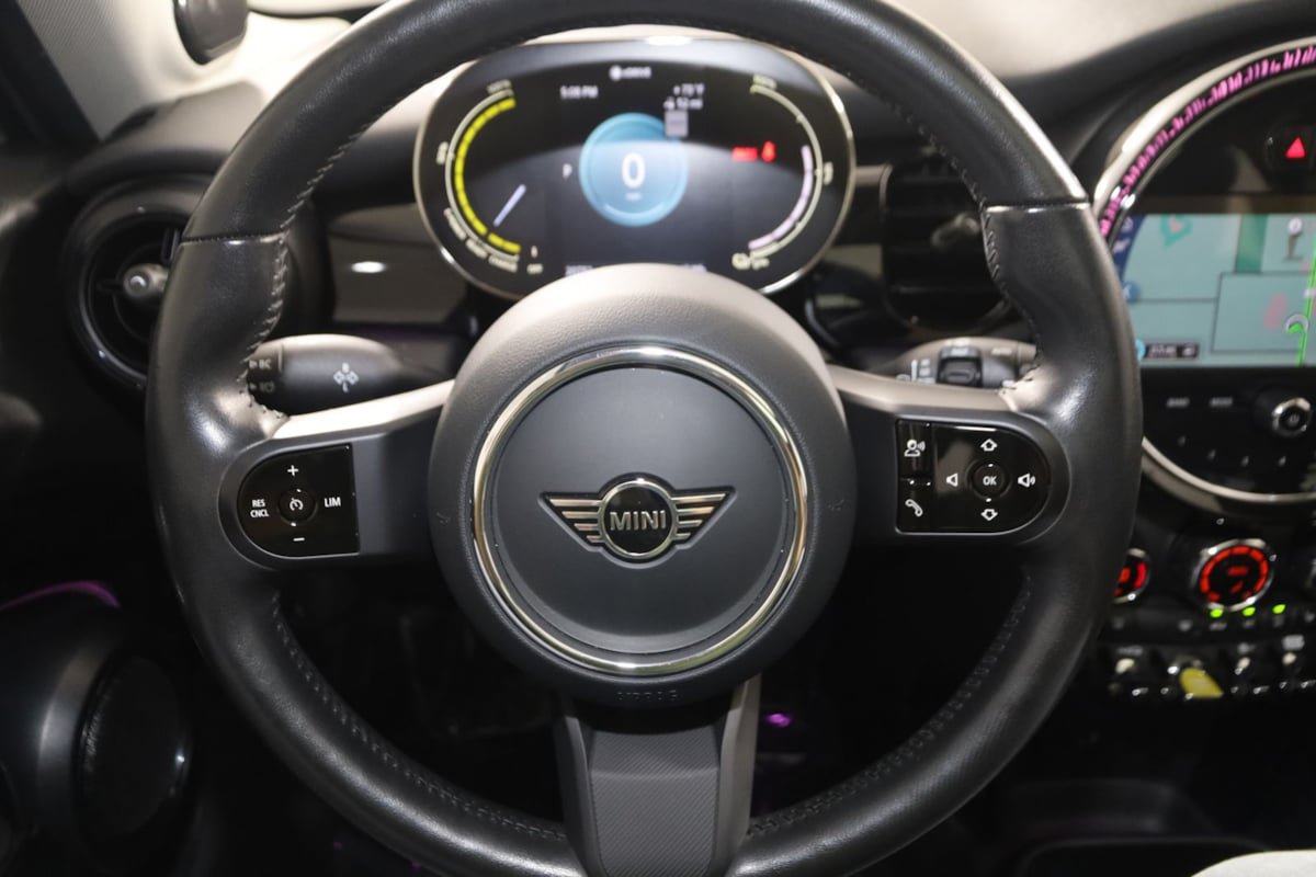 Used 2024 MINI Cooper SE FWD image 36