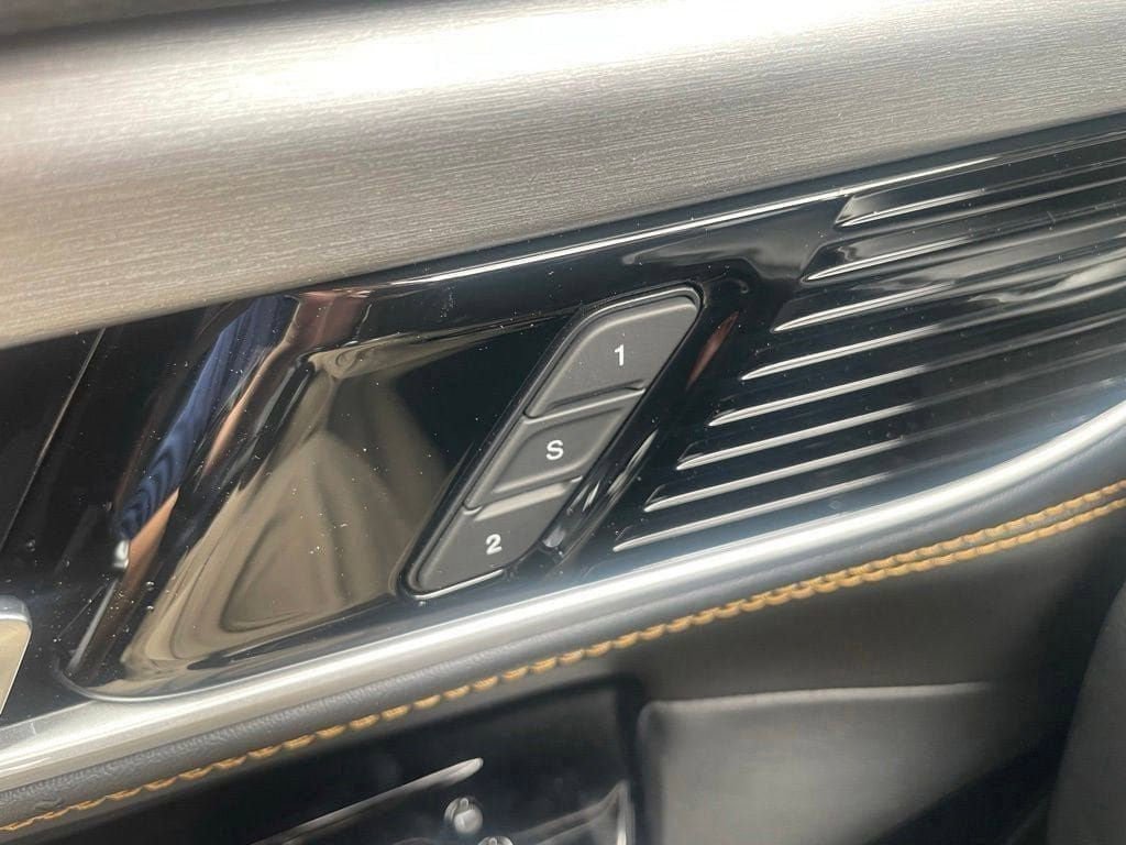 New 2026 Jeep Grand Wagoneer 4WD image 18