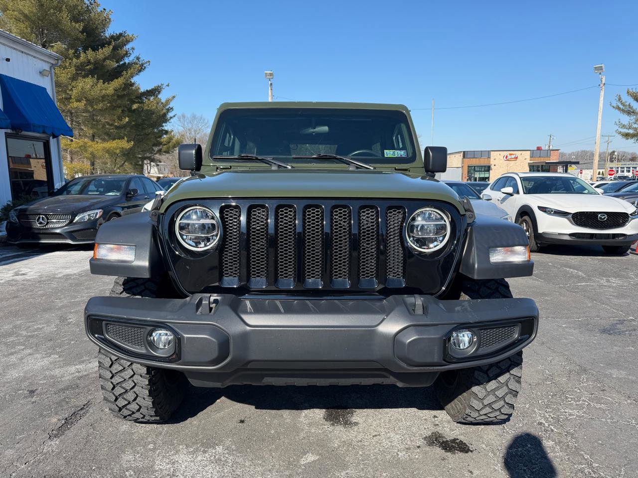 Used 2020 Jeep Wrangler Unlimited Sport image 2