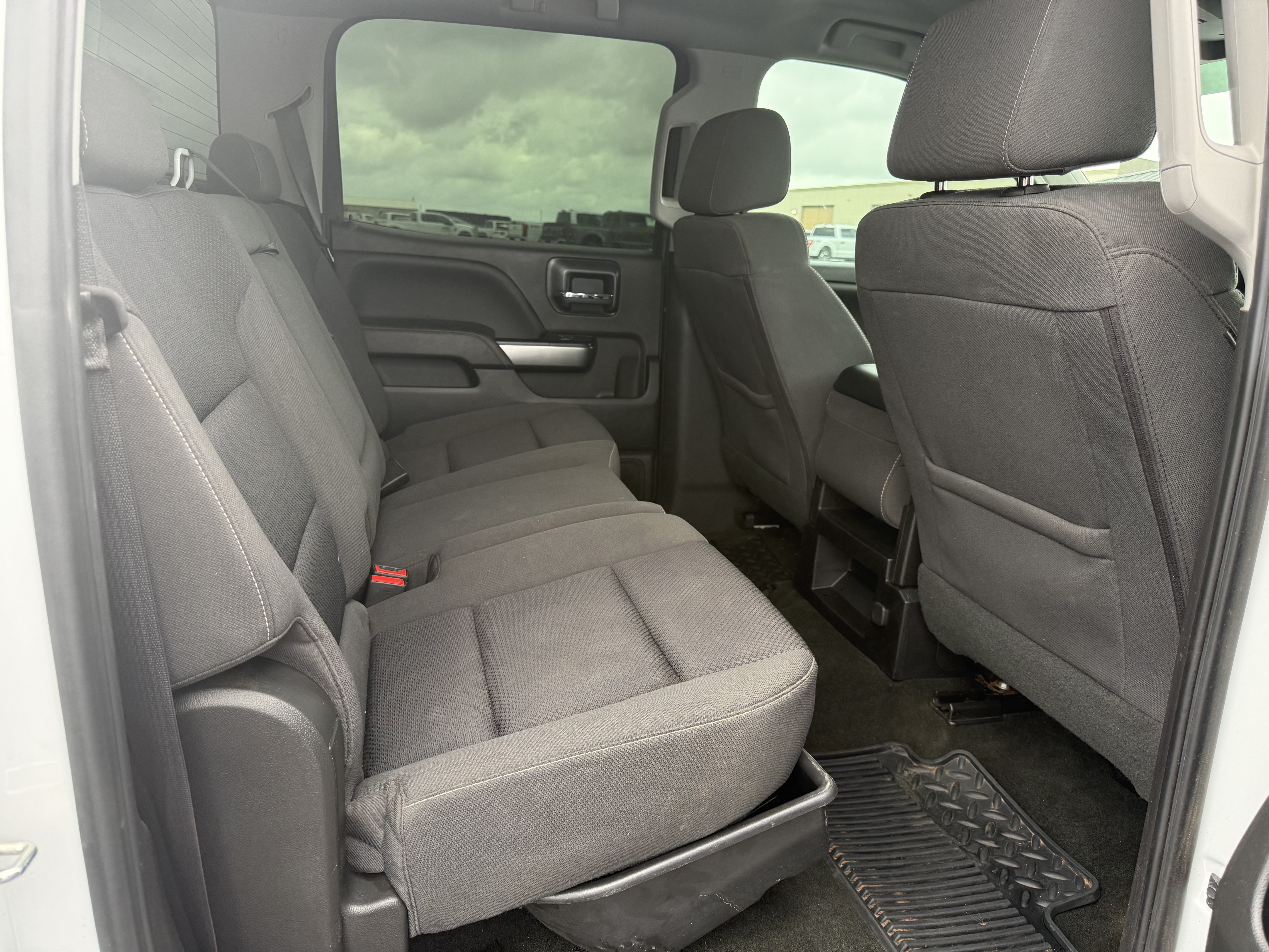 Used 2018 Chevrolet Silverado 1500 LT w/ Texas Edition AWD/4WD image 11