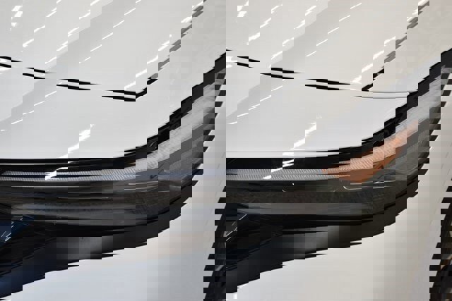 Used 2025 Hyundai Elantra SEL image 17