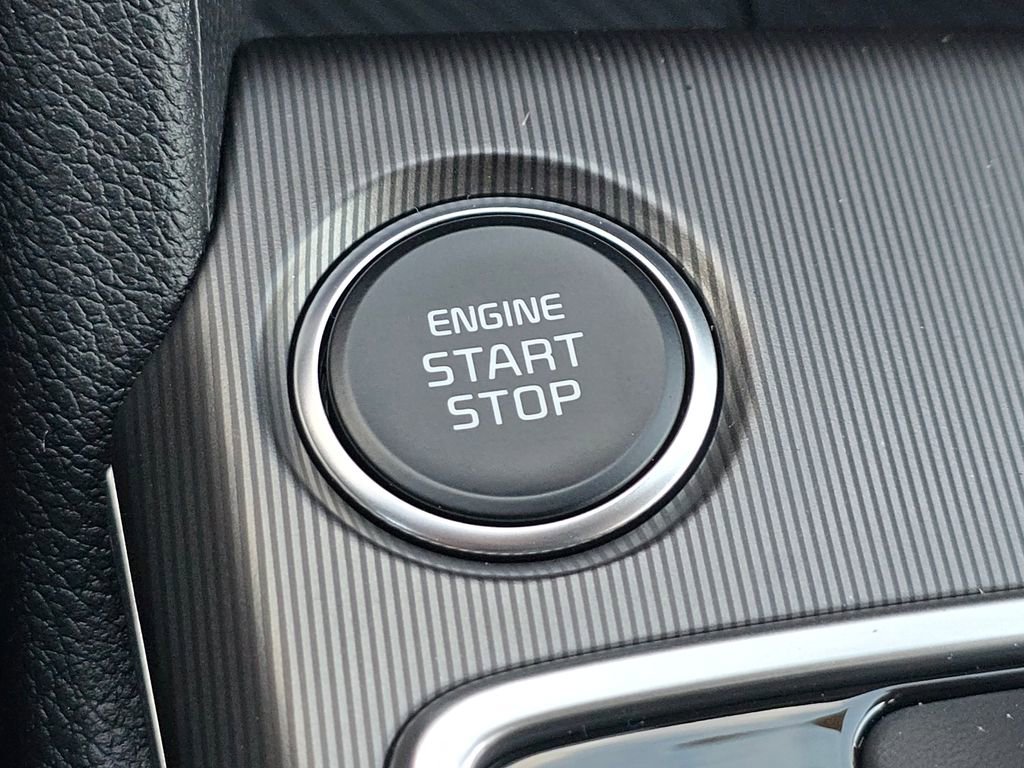 New 2026 Kia Sportage EX image 31
