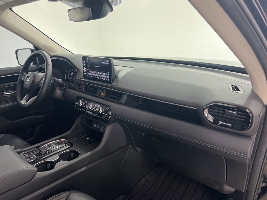 Used 2025 Honda Pilot EX-L image 26