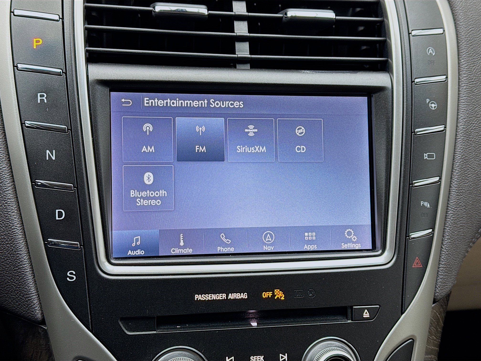 Used 2019 Lincoln Nautilus Reserve image 11