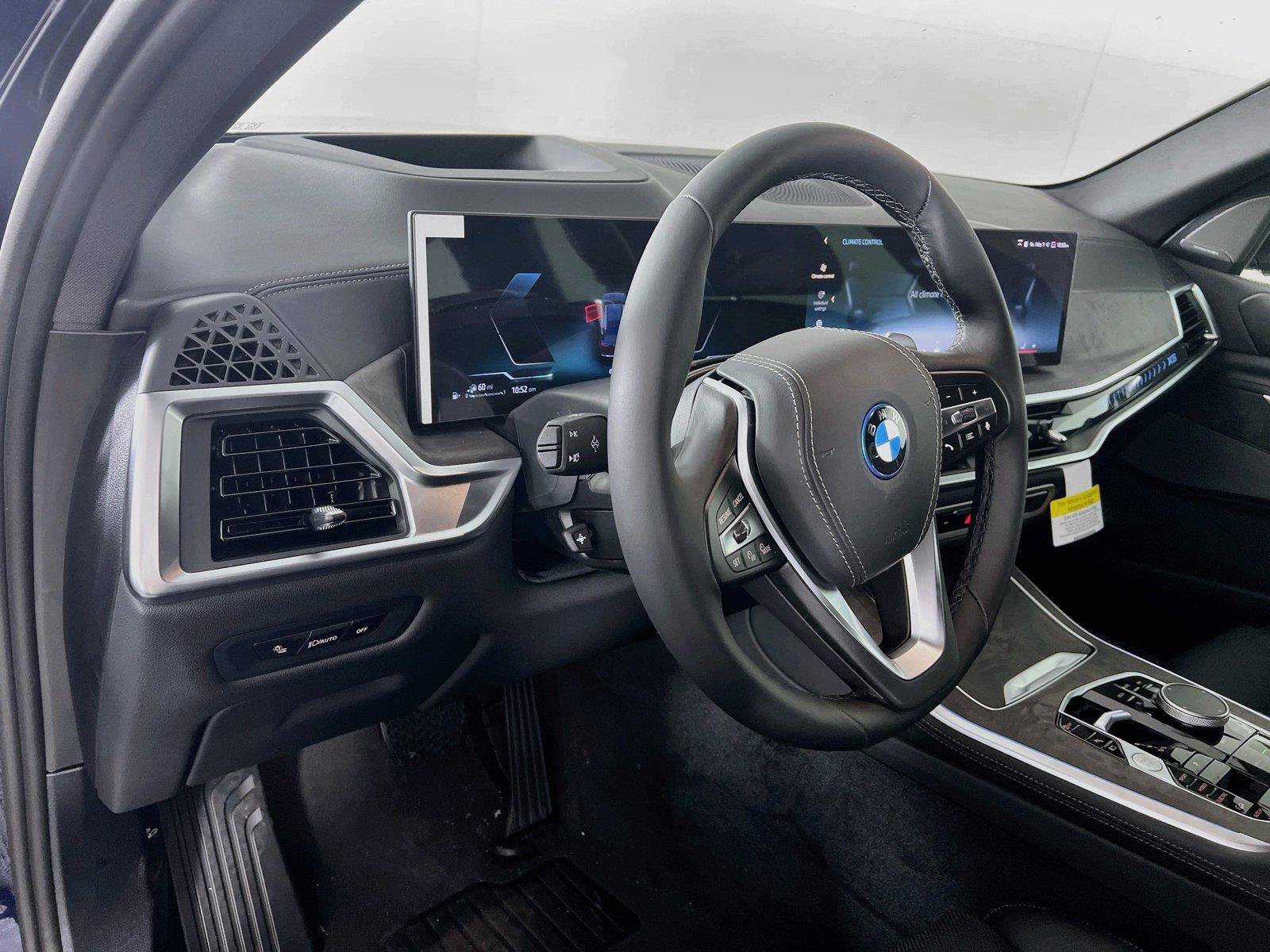New 2026 BMW X5 xDrive50e w/ Climate Comfort Package AWD/4WD image 10