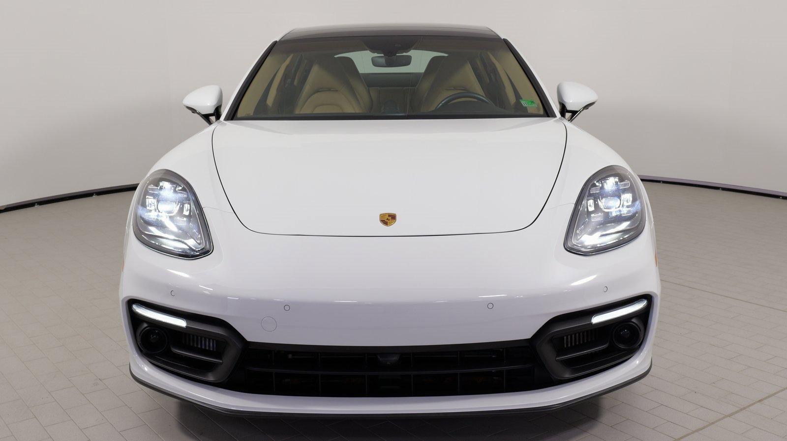 Used 2021 Porsche Panamera 4 image 5