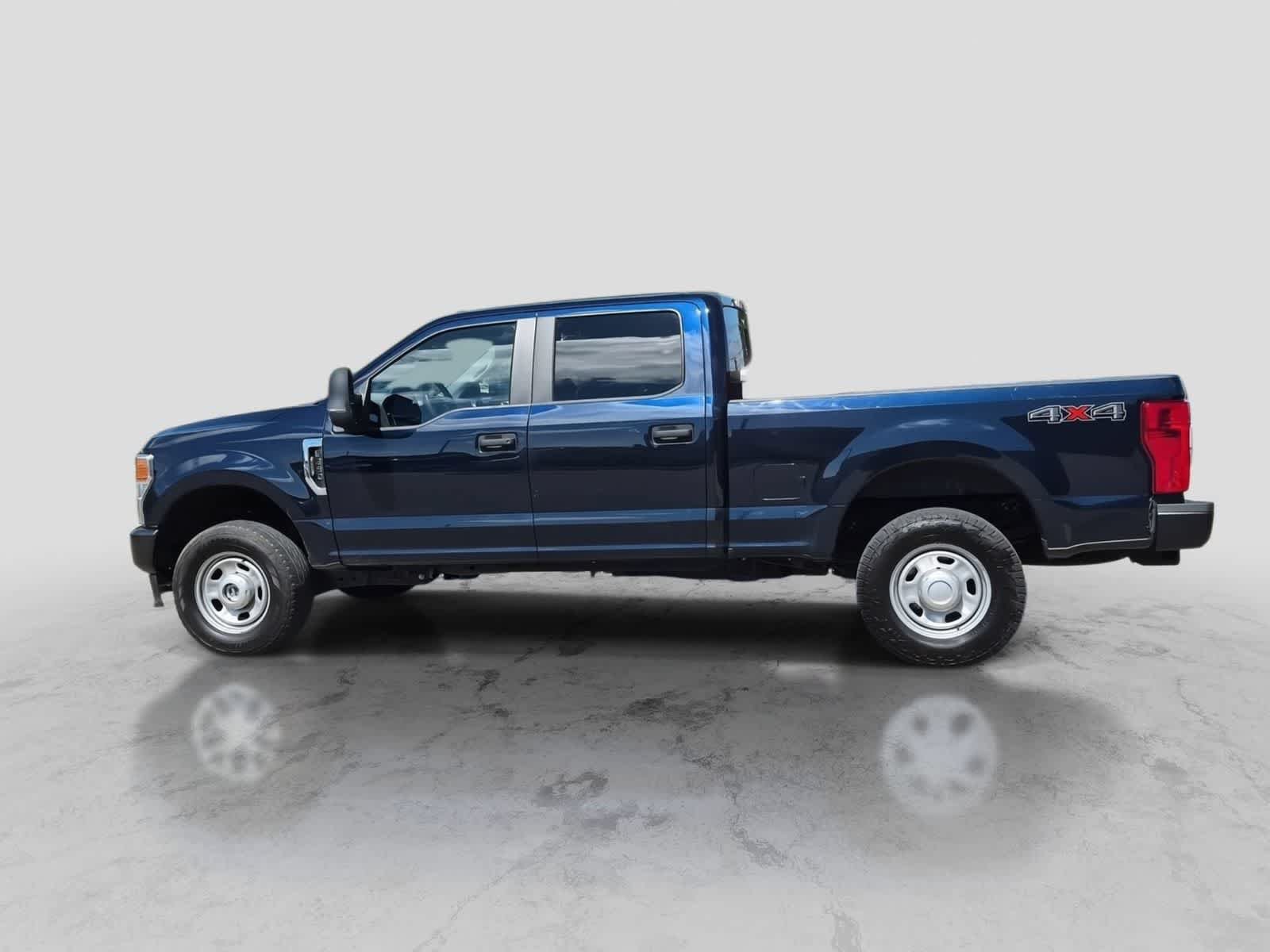 Used 2022 Ford F350 XL w/ Power Equipment Group AWD/4WD image 5