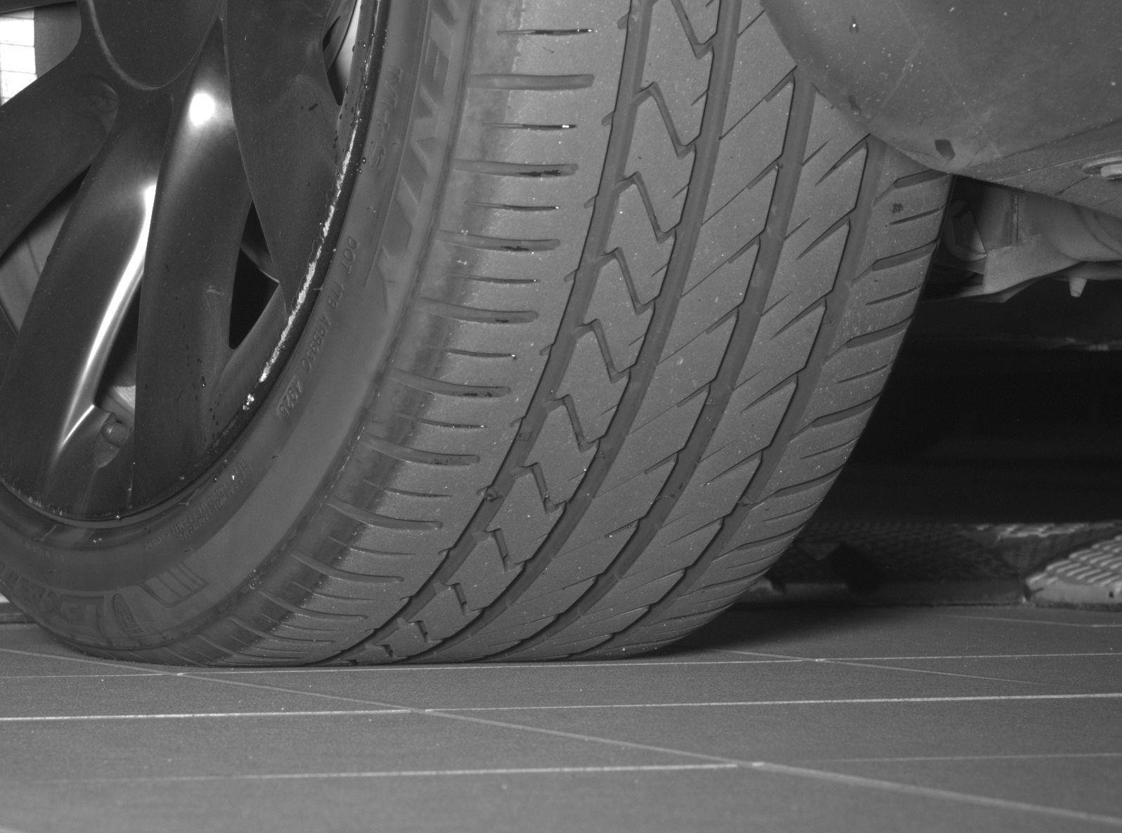 Used 2021 Tesla Model Y Long Range AWD/4WD image 14