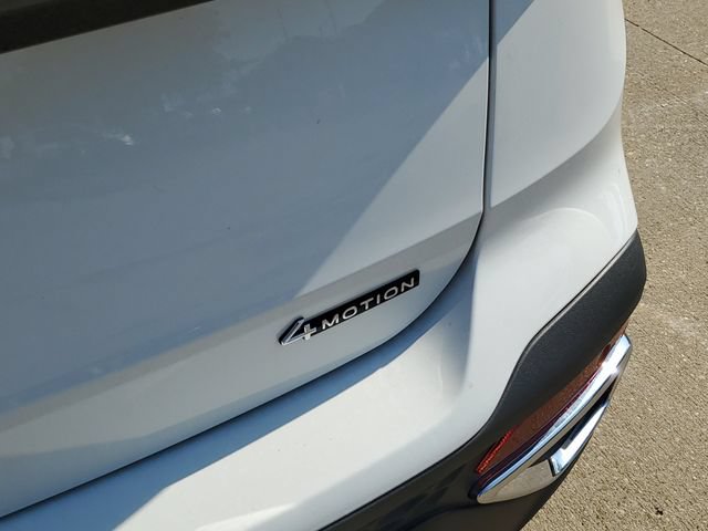 New 2026 Volkswagen Taos SEL AWD/4WD image 8