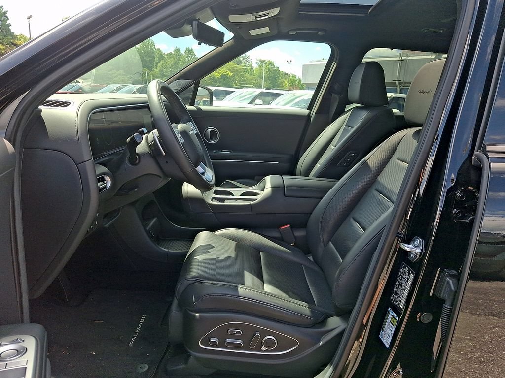 Used 2026 Hyundai Palisade Calligraphy AWD/4WD image 13
