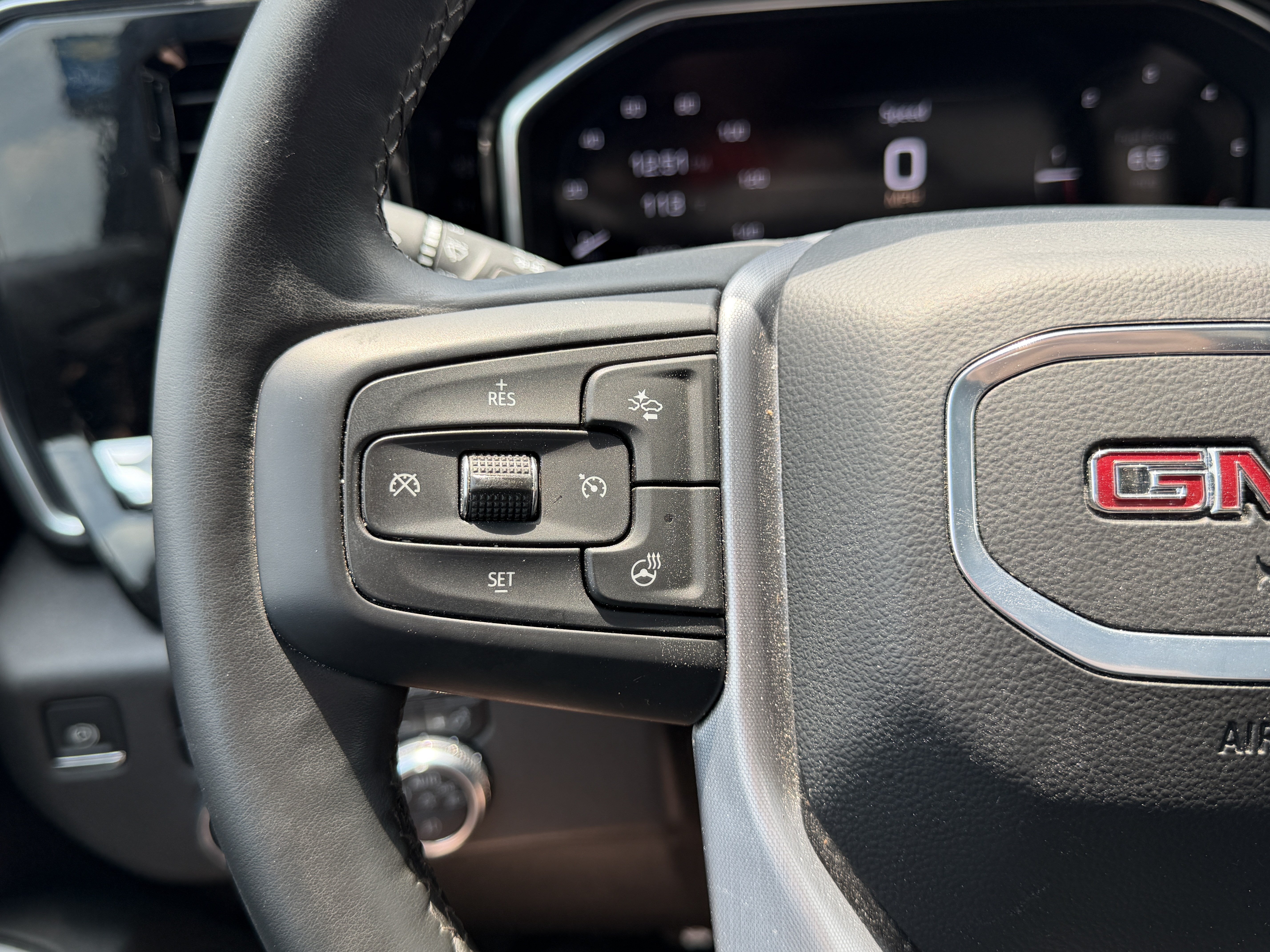Used 2024 GMC Sierra 1500 Elevation w/ X31 Off-Road Package AWD/4WD image 17