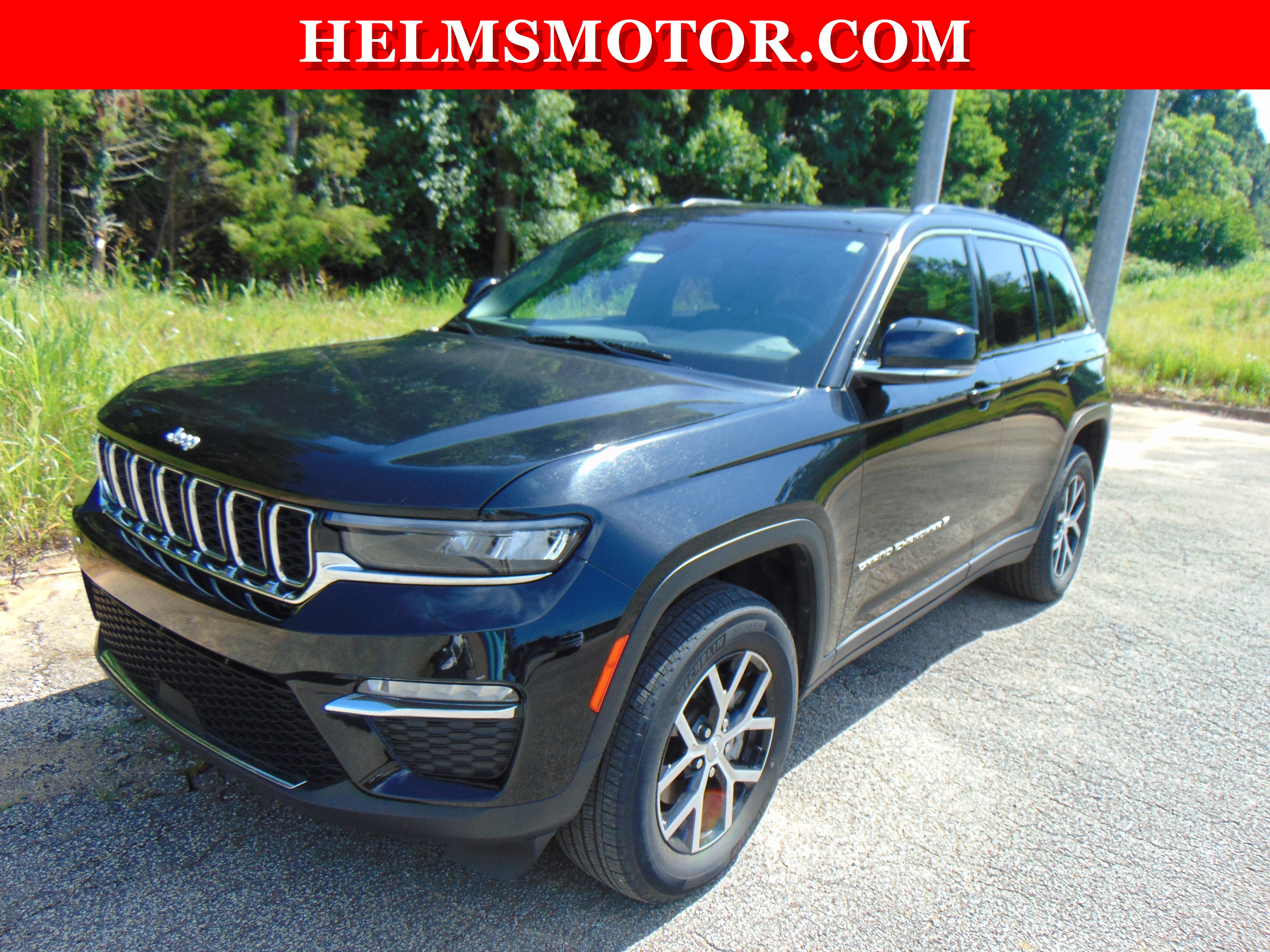 Certified 2024 Jeep Grand Cherokee Limited AWD/4WD image 8