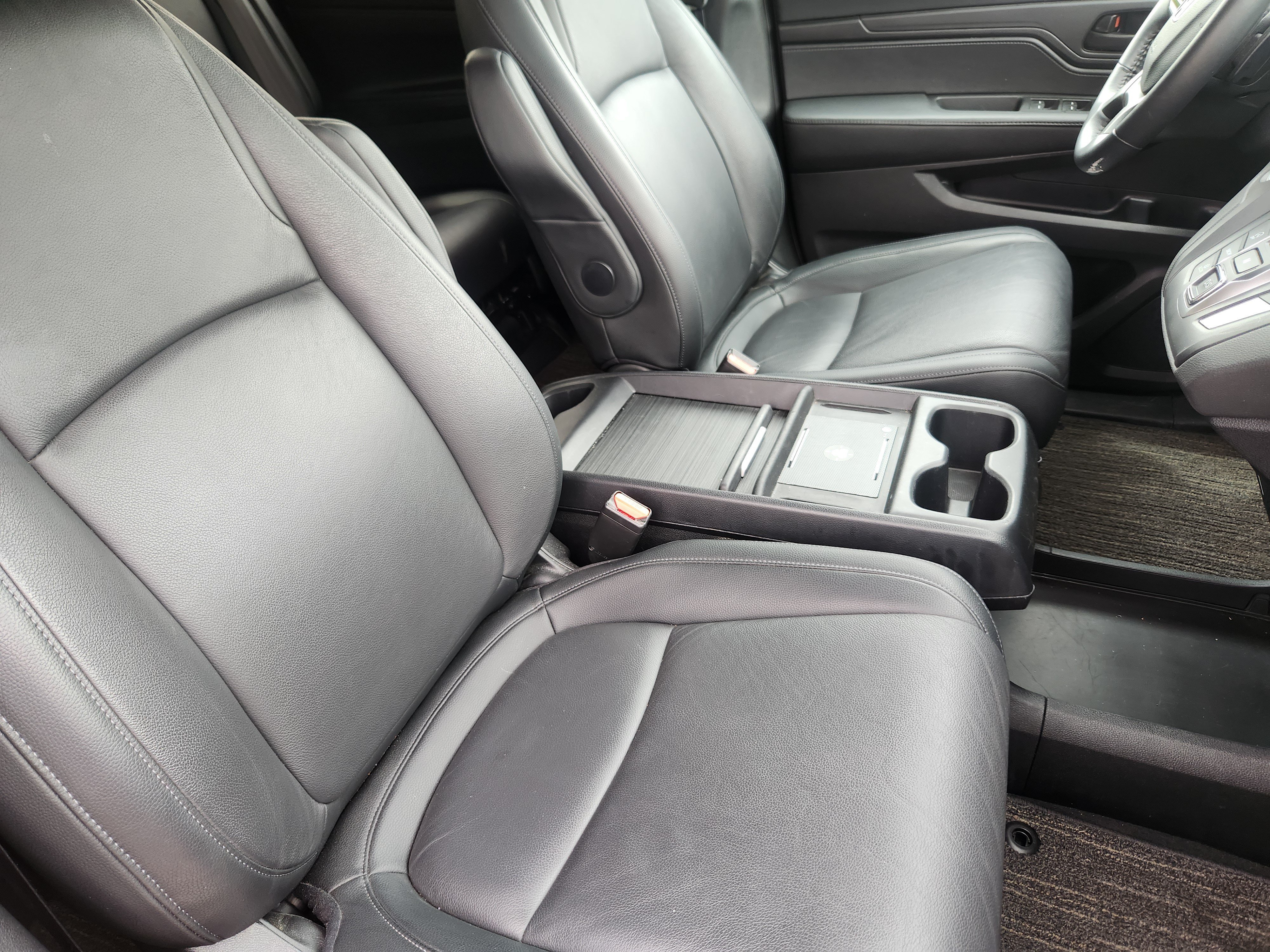Used 2025 Honda Odyssey EX-L image 10