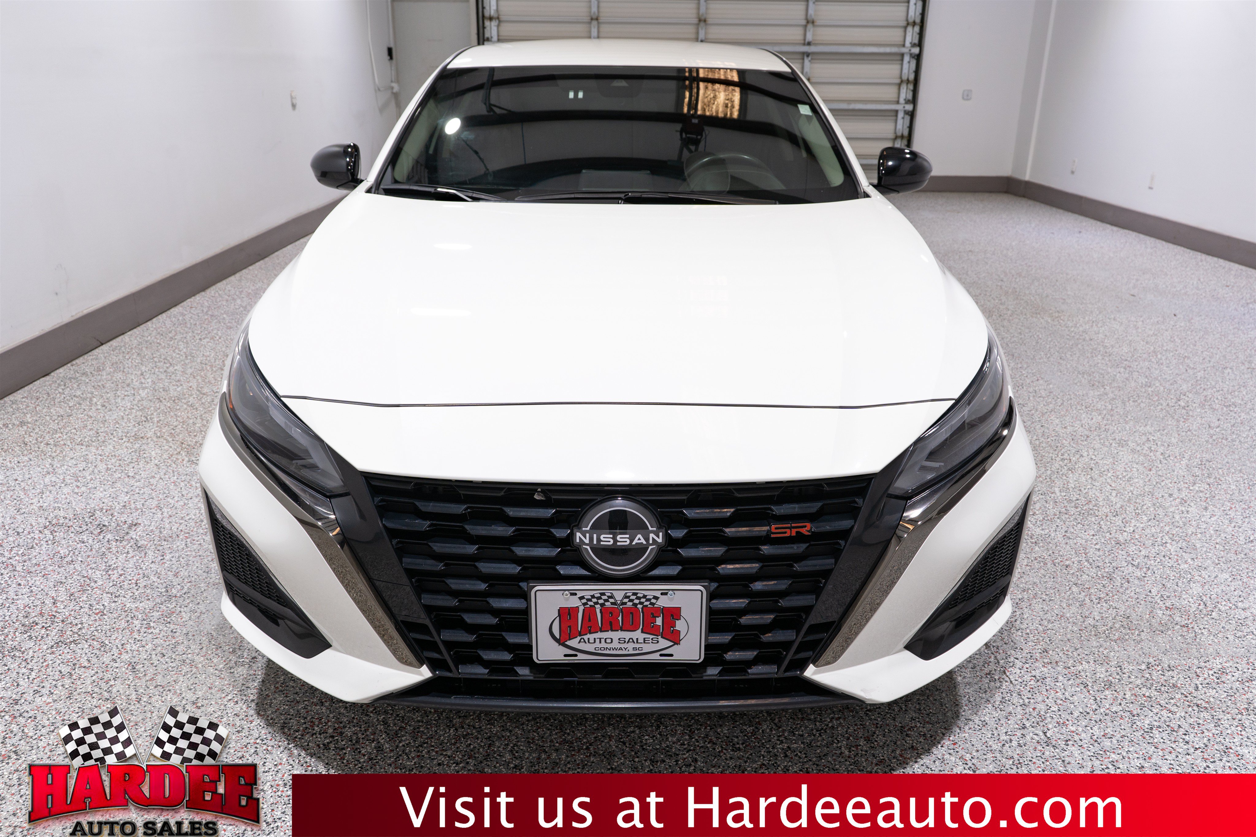 Used 2024 Nissan Altima 2.5 SR FWD image 7