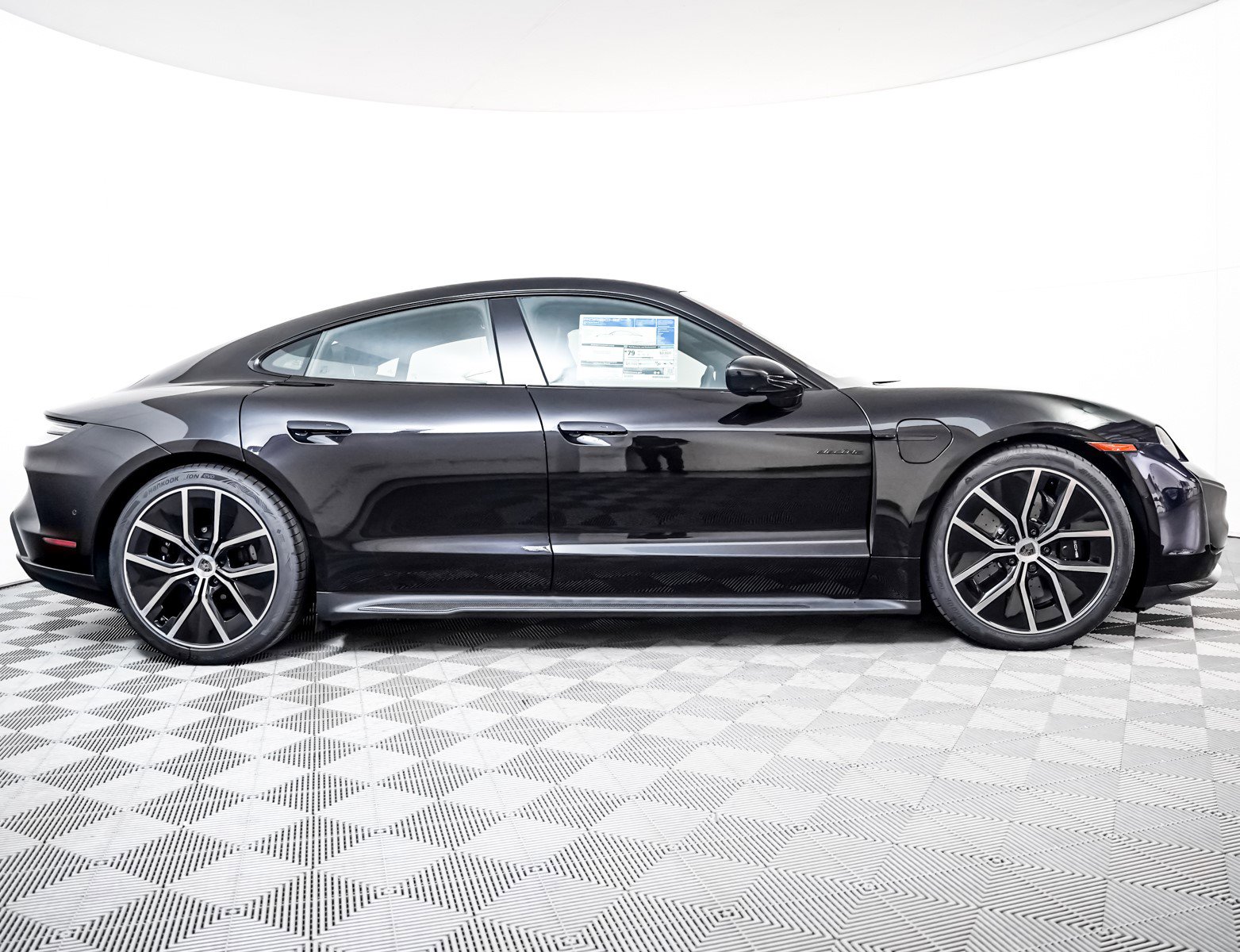 New 2026 Porsche Taycan Turbo S image 9