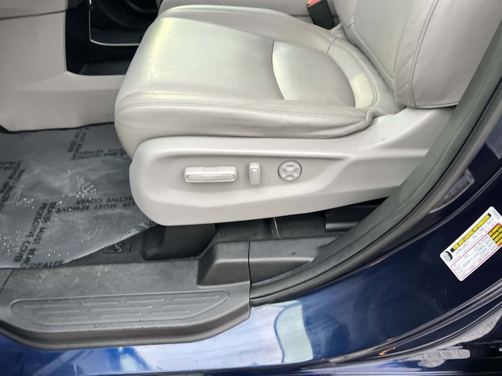 Used 2023 Honda Odyssey Touring image 14