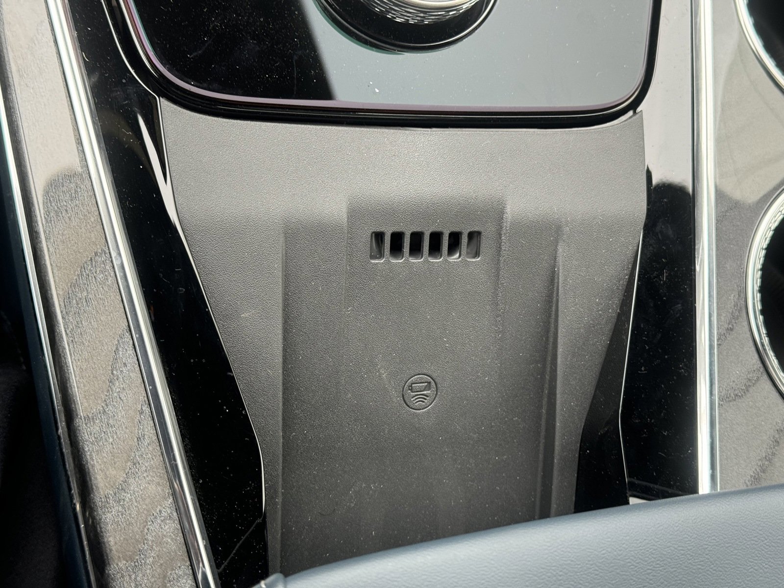 New 2025 Cadillac Escalade IQ Sport 2 image 28