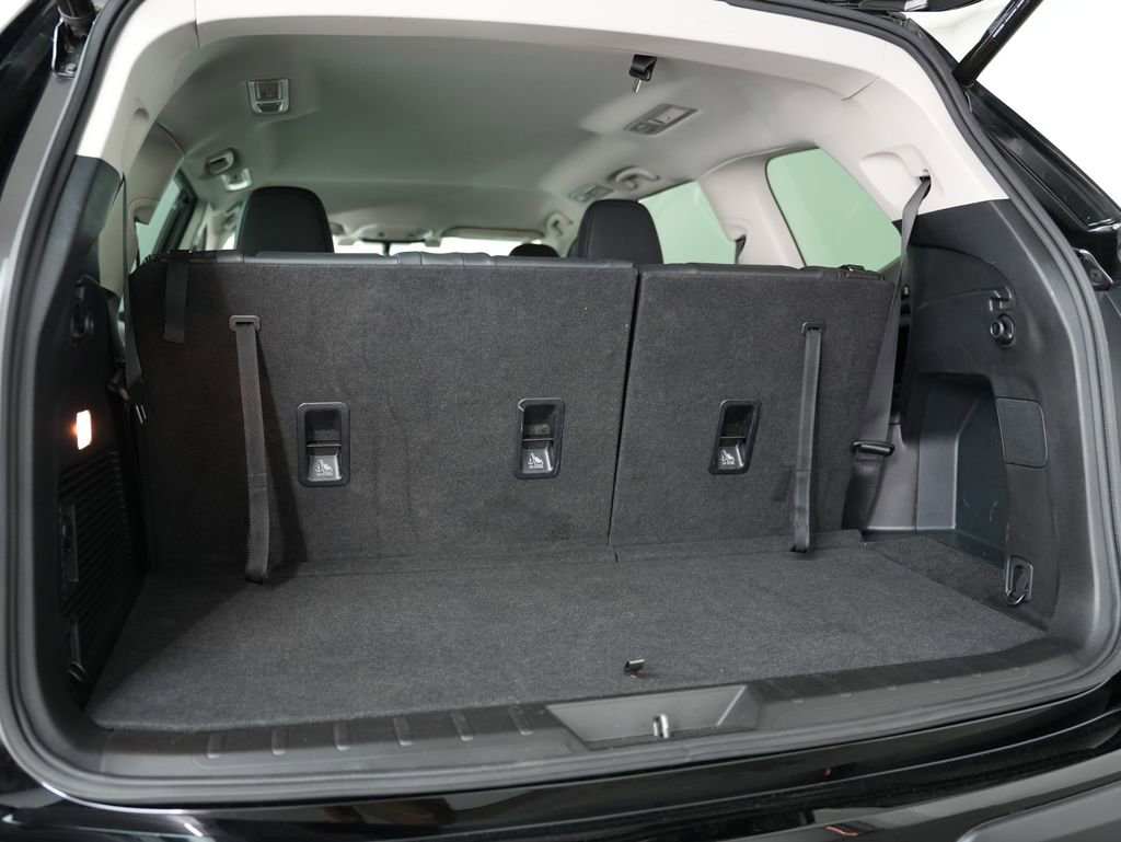 Used 2022 Subaru Ascent Limited image 35