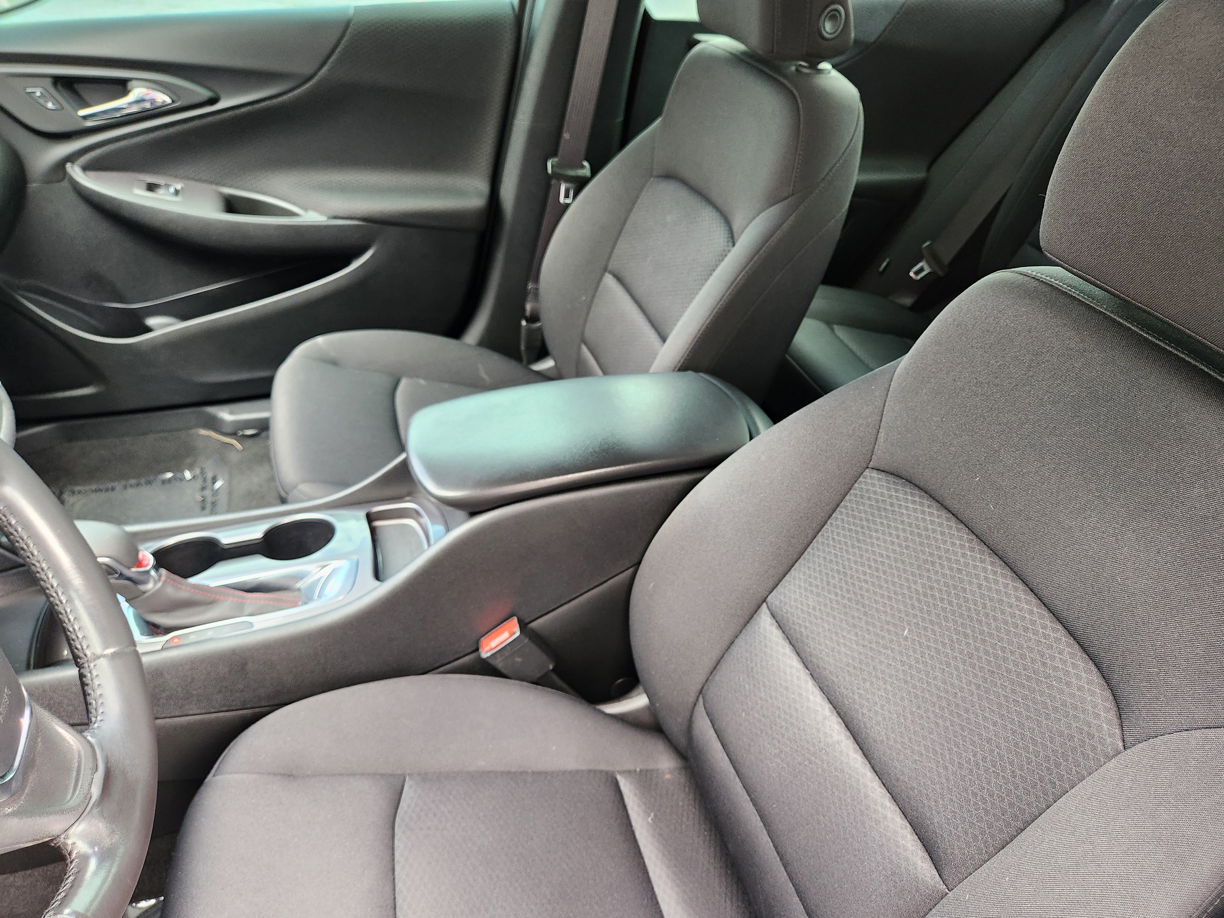 Used 2021 Chevrolet Malibu RS image 15