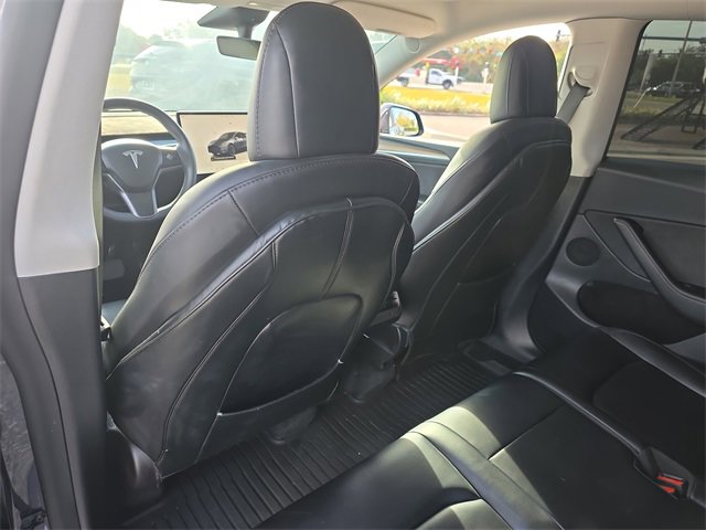 Used 2023 Tesla Model Y Long Range image 9