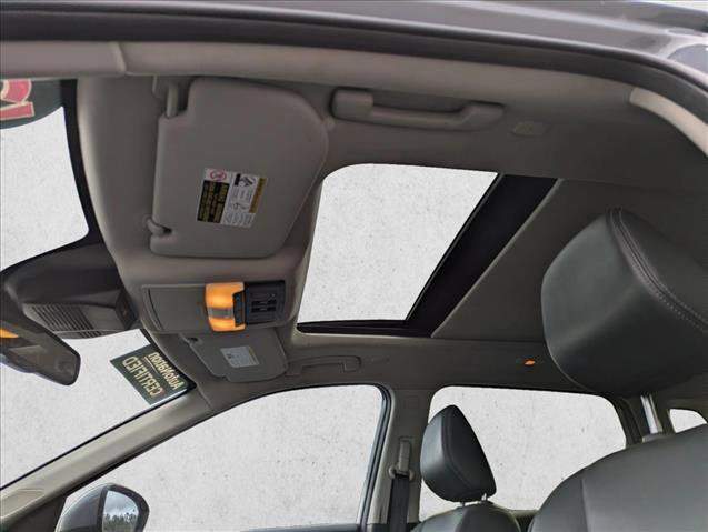 Used 2025 Nissan Rogue Platinum image 22