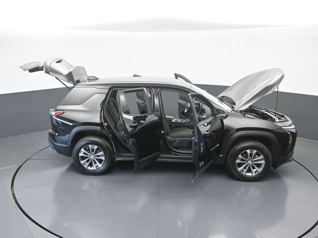 Used 2026 Chevrolet Equinox LT FWD image 69