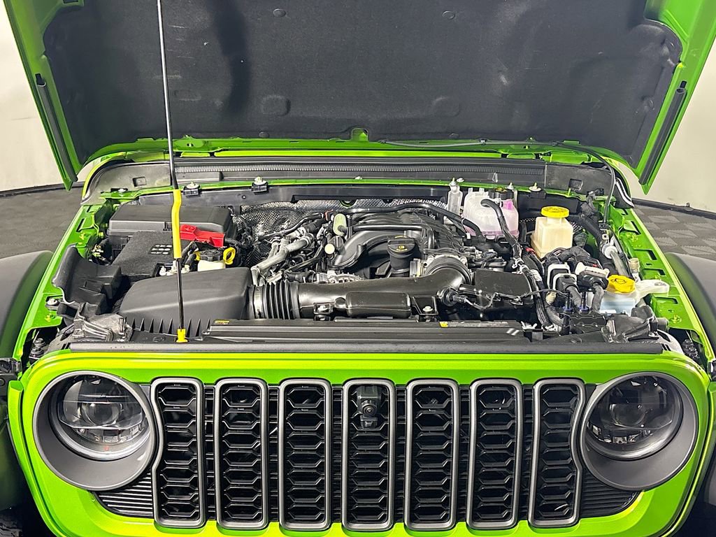 New 2025 Jeep Gladiator Rubicon w/ Convenience Group image 23