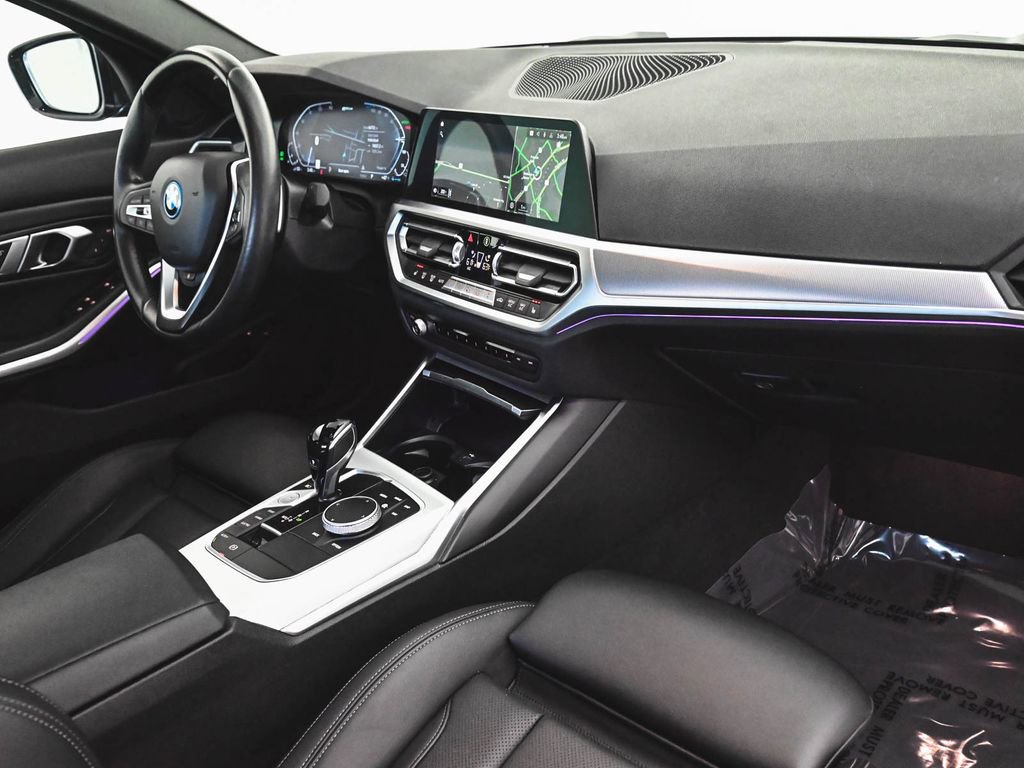 Used 2022 BMW 330e xDrive image 37