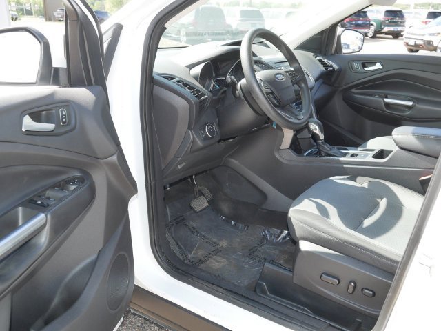 Used 2018 Ford Escape SE FWD image 12