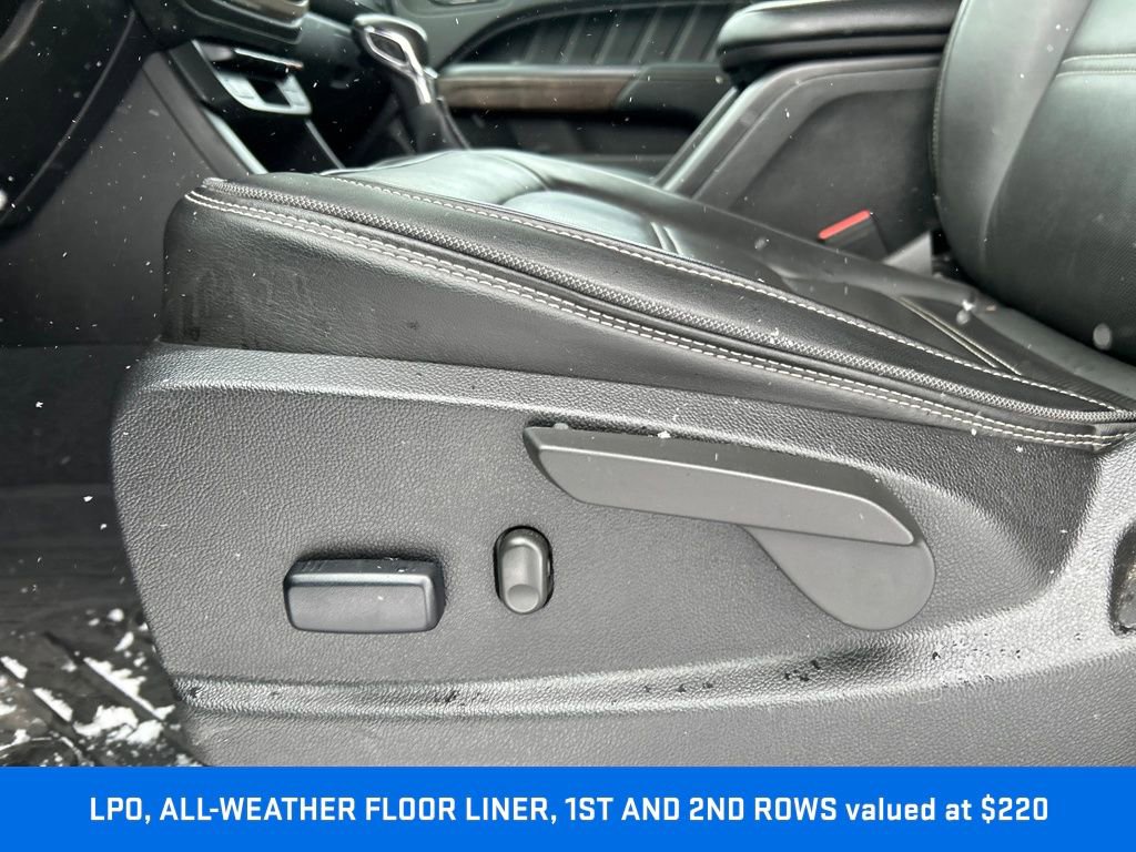 Used 2022 GMC Canyon Denali image 4