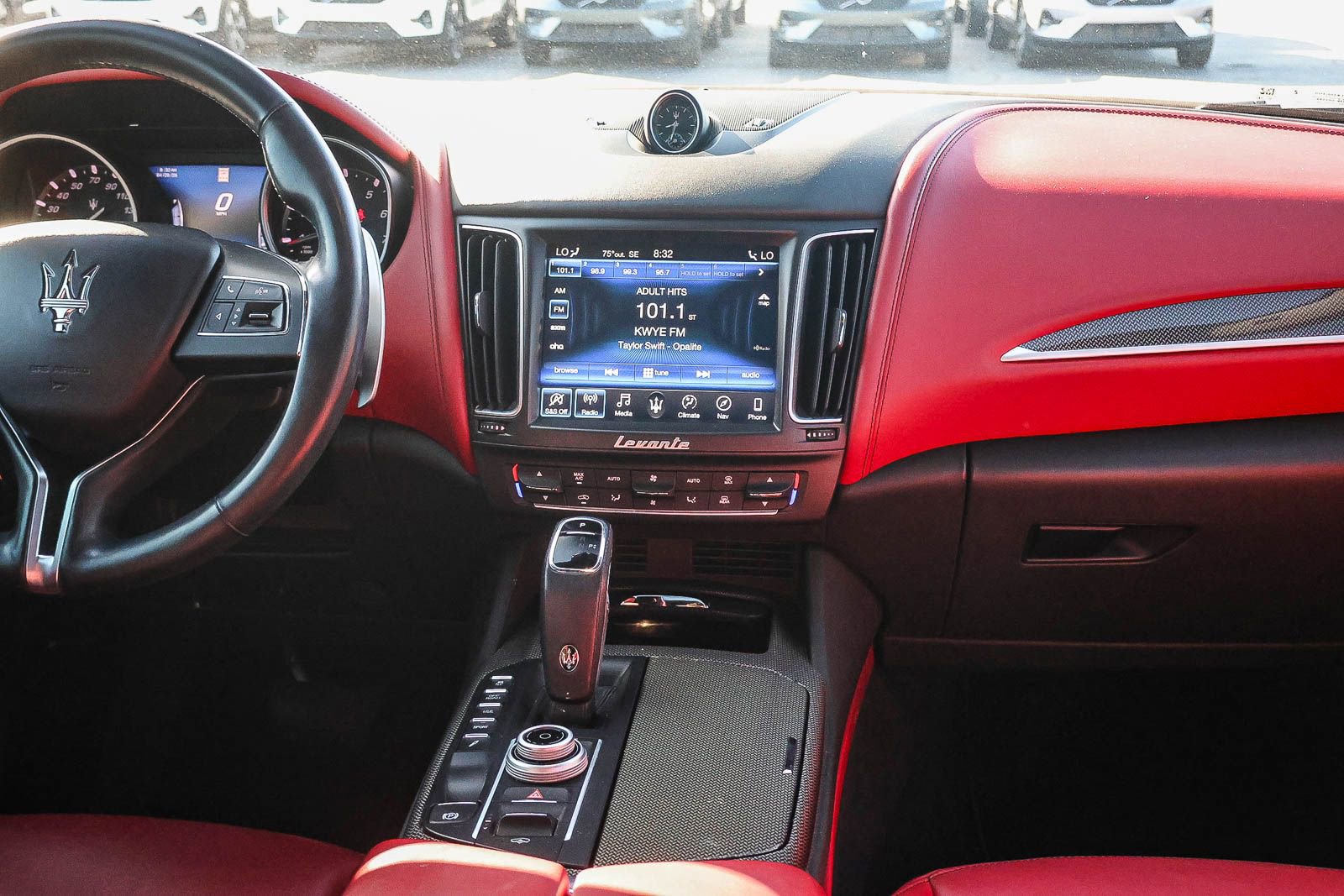 Used 2020 Maserati Levante S GranLusso AWD/4WD image 21