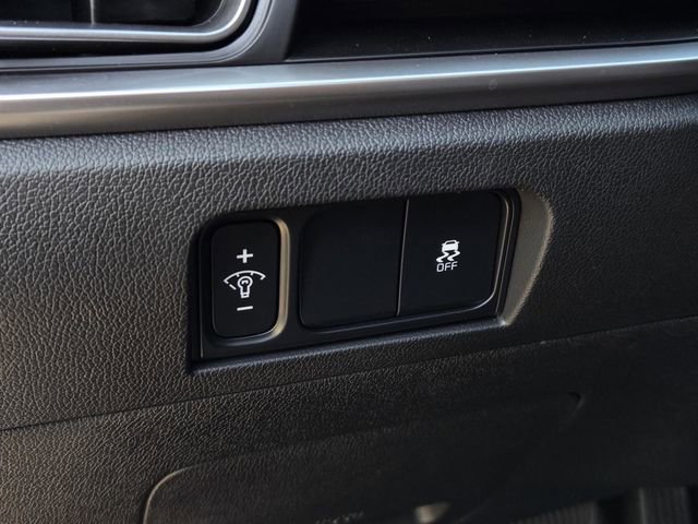 Certified 2025 Kia Sorento S w/ Panoramic Sunroof Package image 20