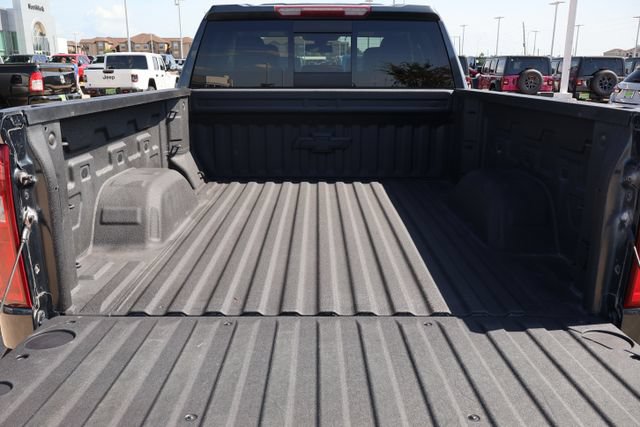 Used 2019 Chevrolet Silverado 1500 LTZ w/ LTZ Plus Package AWD/4WD image 7