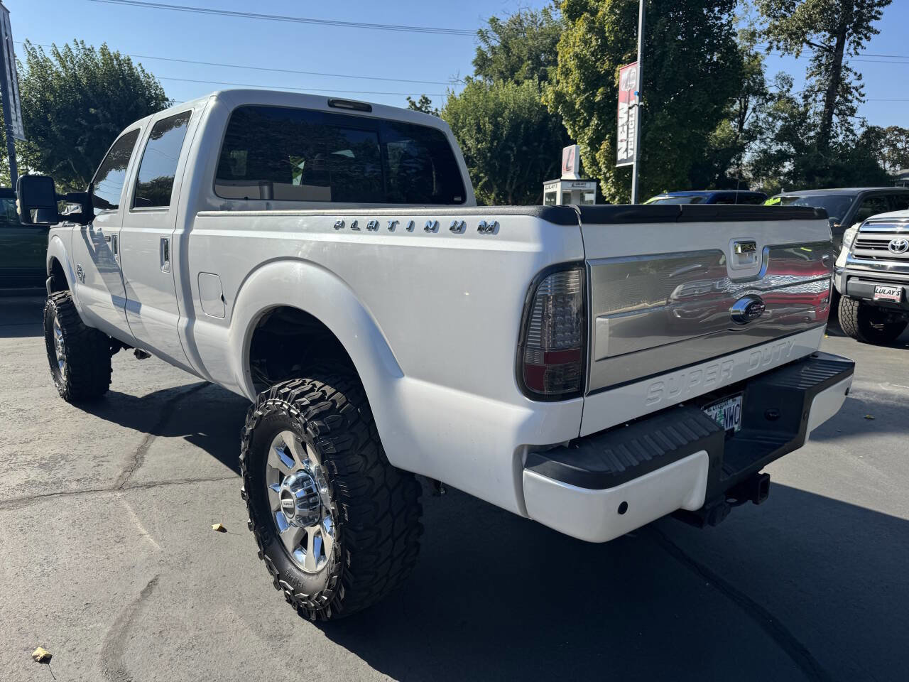 Used 2015 Ford F250 Platinum w/ FX4 Off-Road Package image 3