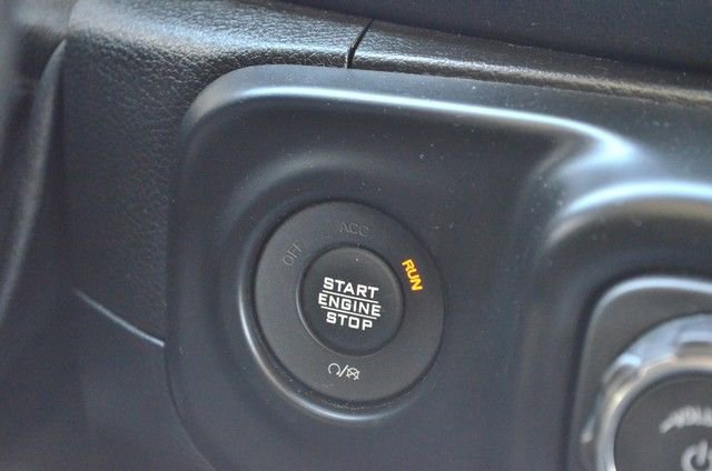 Used 2020 Jeep Gladiator Overland image 27