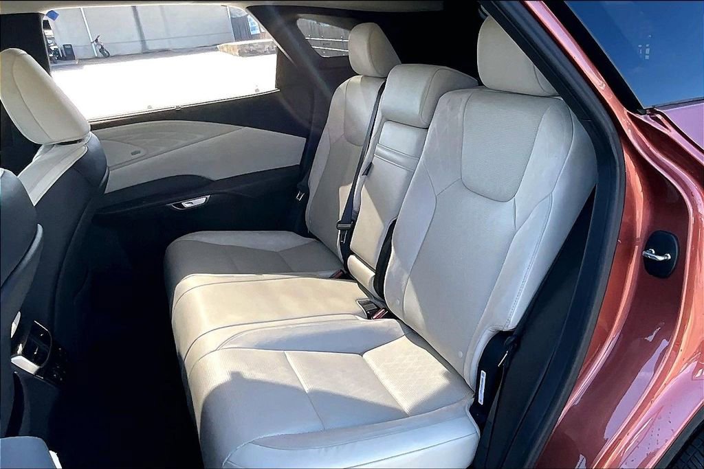 Used 2023 Lexus RX 350 AWD w/ Cold Area Package image 38
