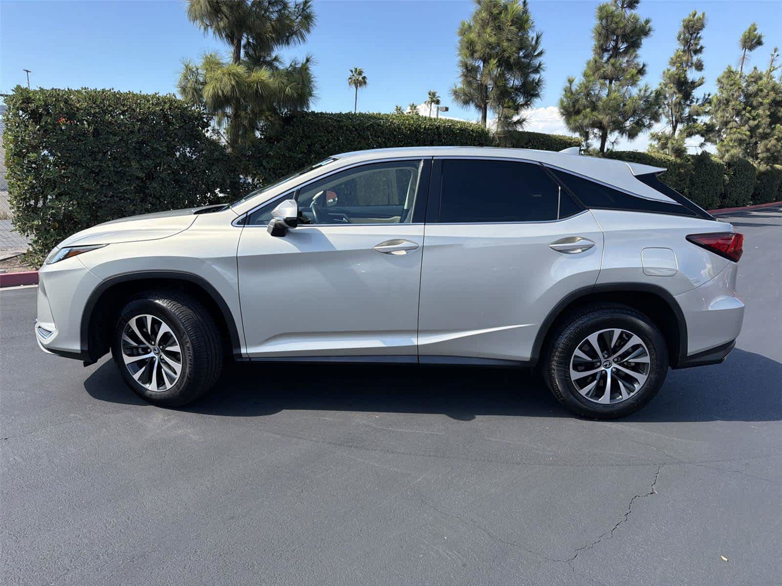 Used 2021 Lexus RX 350 FWD w/ Accessory Package image 3