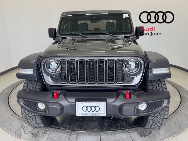 Used 2025 Jeep Gladiator Rubicon w/ Safety Group AWD/4WD image 2